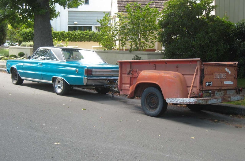 Illustration for article titled 1967 Plymouth Belvedere II, with Bonus 1958 Dodge Pickup Bed Trailer